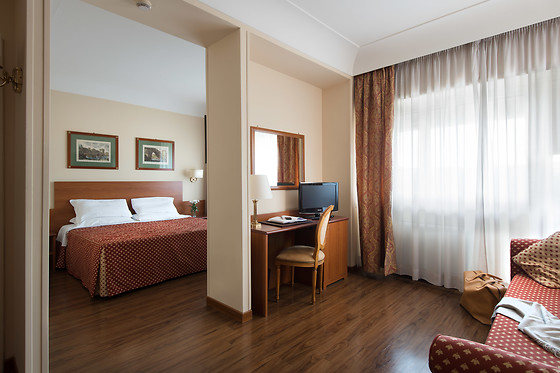Hotel American Palace Eur - photo 0