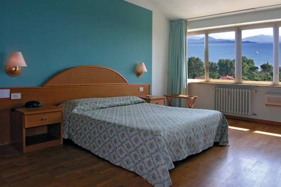 Hotel Cavalieri - photo 1