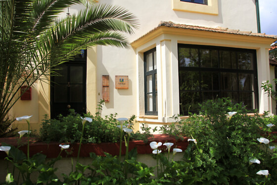 OLD ENGLAND HOUSE - photo 4