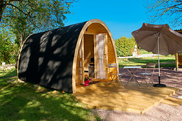Le Petit Booth