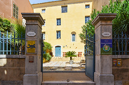 Maison Saint Louis