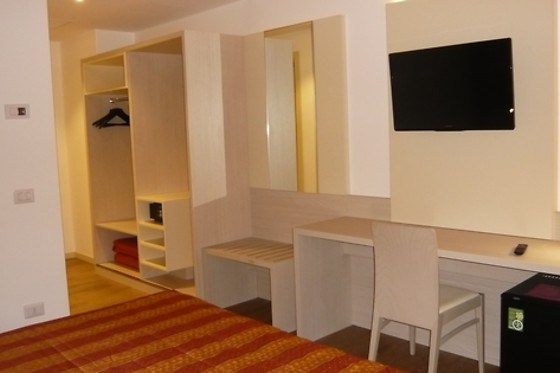 Hotel Alexander - photo 0