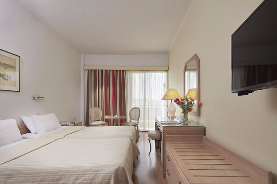 Candia Hotel - photo 1