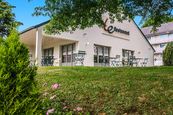 Hôtel Restaurant Nouvelle Génération Campanile Fougères - photo 1