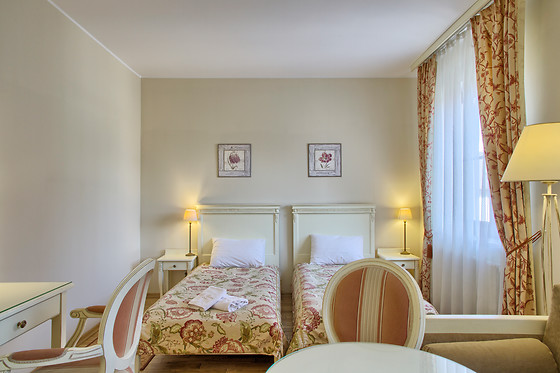 Villa Estera - Hotel & Restauracja - photo 6