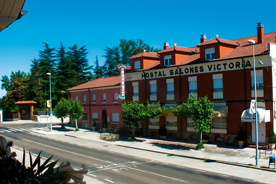 SALONES VICTORIA - photo 2