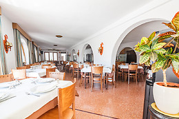 HOTEL BLASÓN JUNIOR